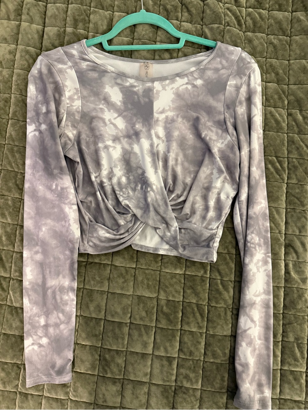 Women's Twist-Front Long Sleeve Top - Gray Tie-Dye